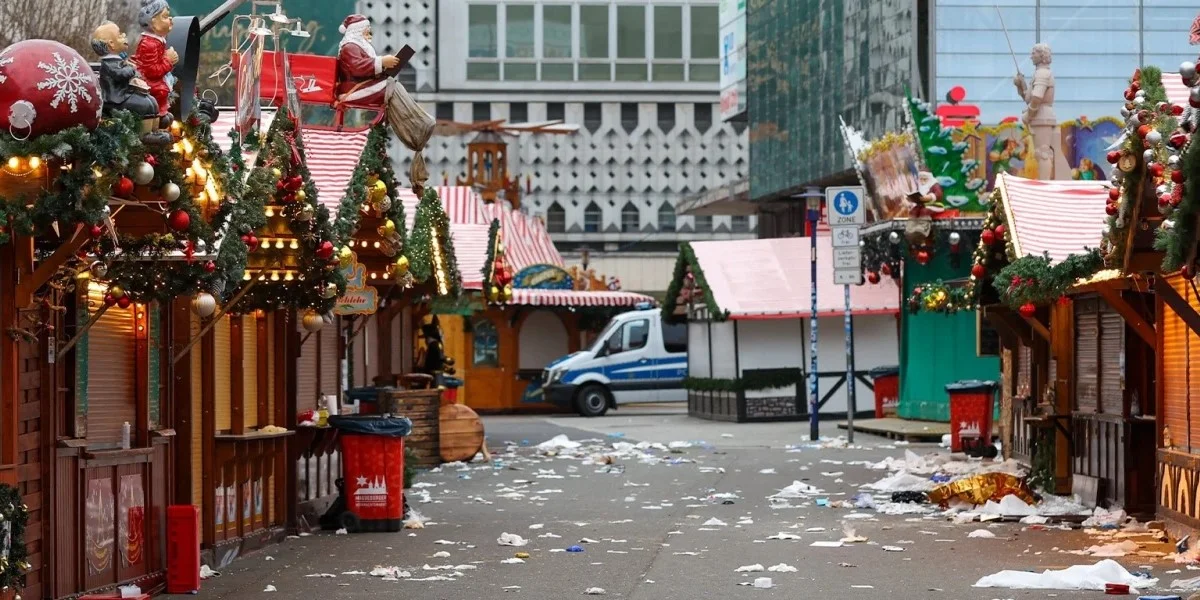 The Christmas market in Magdeburg, Germany / Video Screenshot