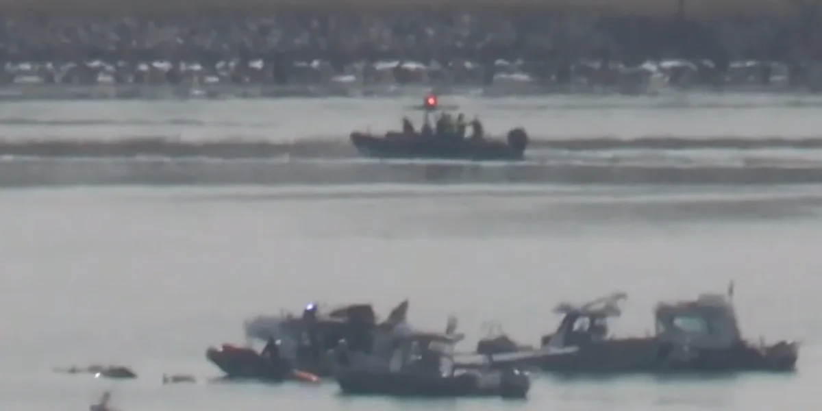 Search operations in the Potomac River / Video Screenshot