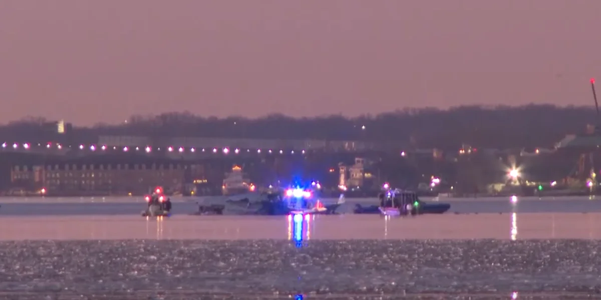 Search operations in the Potomac River / Video Screenshot