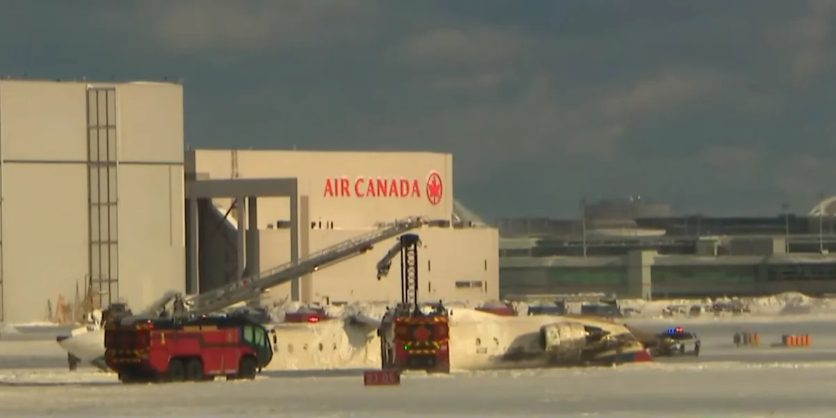 Incident at Toronto Pearson International Airport in Toronto, Ontario / Video Screenshot