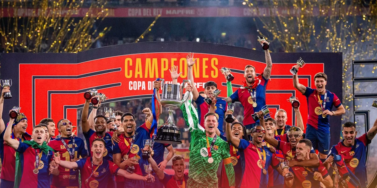 Barcelona lifted the Copa del Rey for a record-extending 32nd time / Video Screenshot